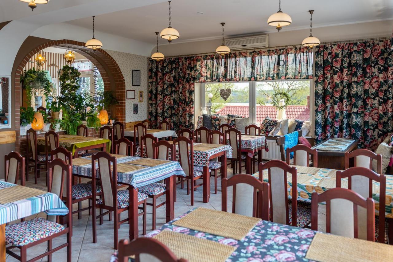 Gosciniec Skolimowka Restauracja I Pokoje Ze Sniadaniem Na Kaszubach Хмелно Екстериор снимка