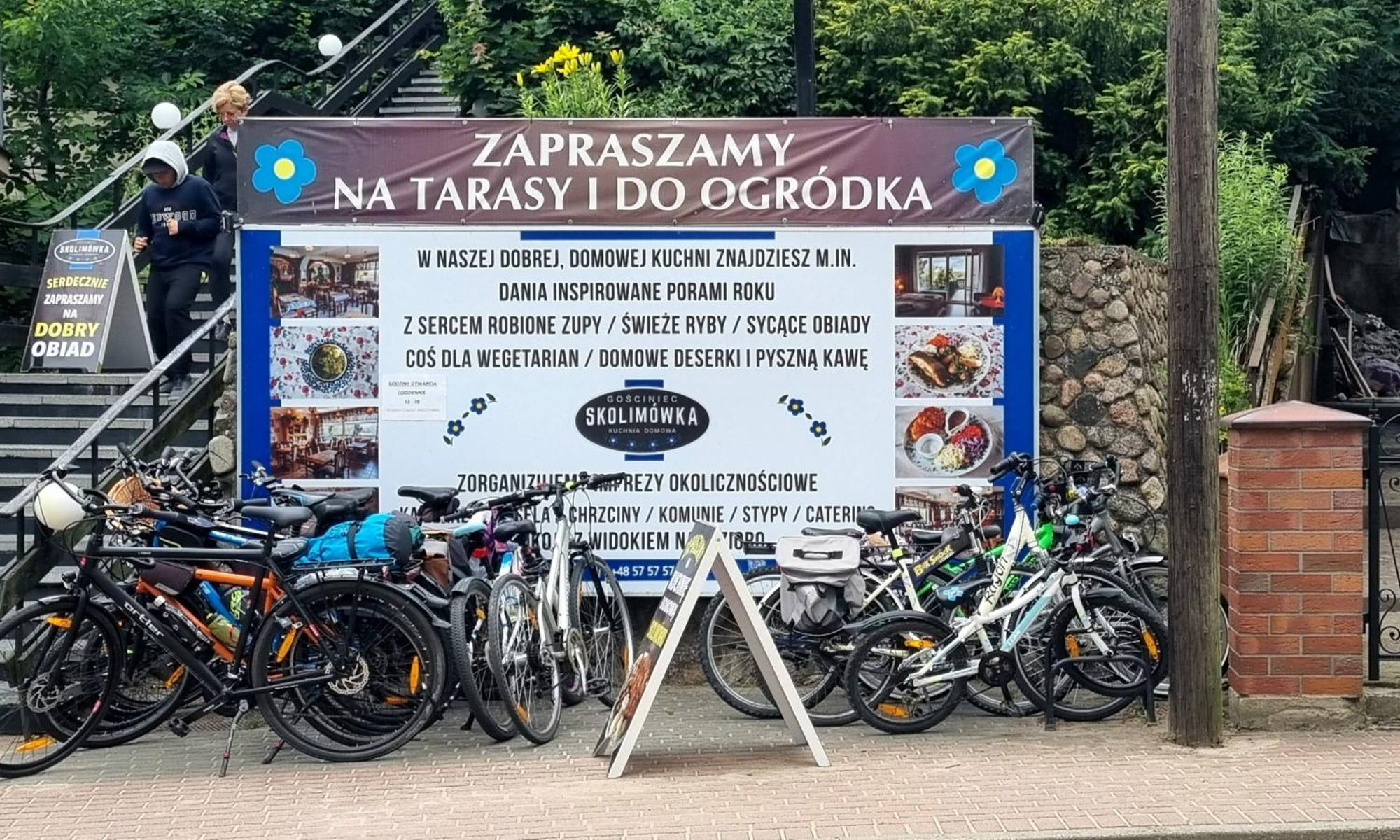 Gosciniec Skolimowka Restauracja I Pokoje Ze Sniadaniem Na Kaszubach Хмелно Екстериор снимка